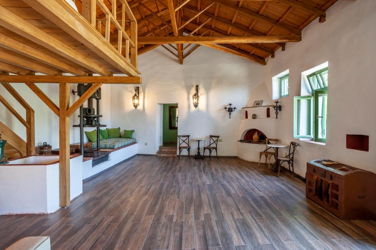 Olea Skopelos Villas With Swimming Pools & Sea View Panormos  Ngoại thất bức ảnh